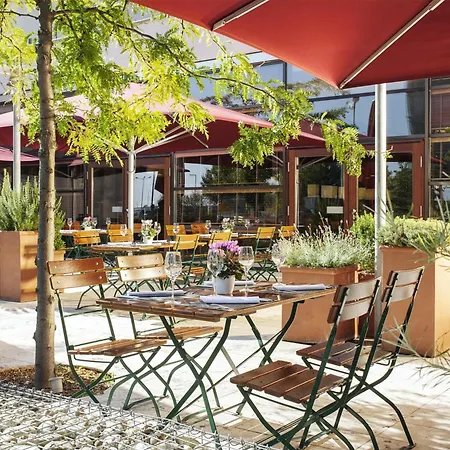 Nh Vienna Airport Conference Center-2